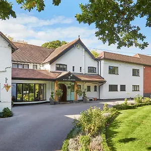 Otel Macdonald Craxton Wood &